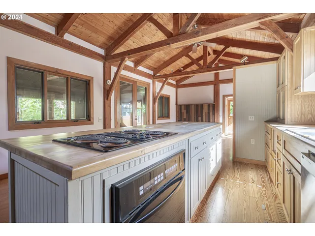 $459,900 | 44493 Highway 26, Seaside, OR 97138