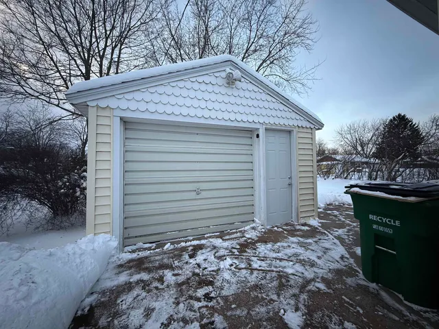 $130,000 | 421 North 16th Wisconsin Rapids, Wisconsin Rapids, WI 54494