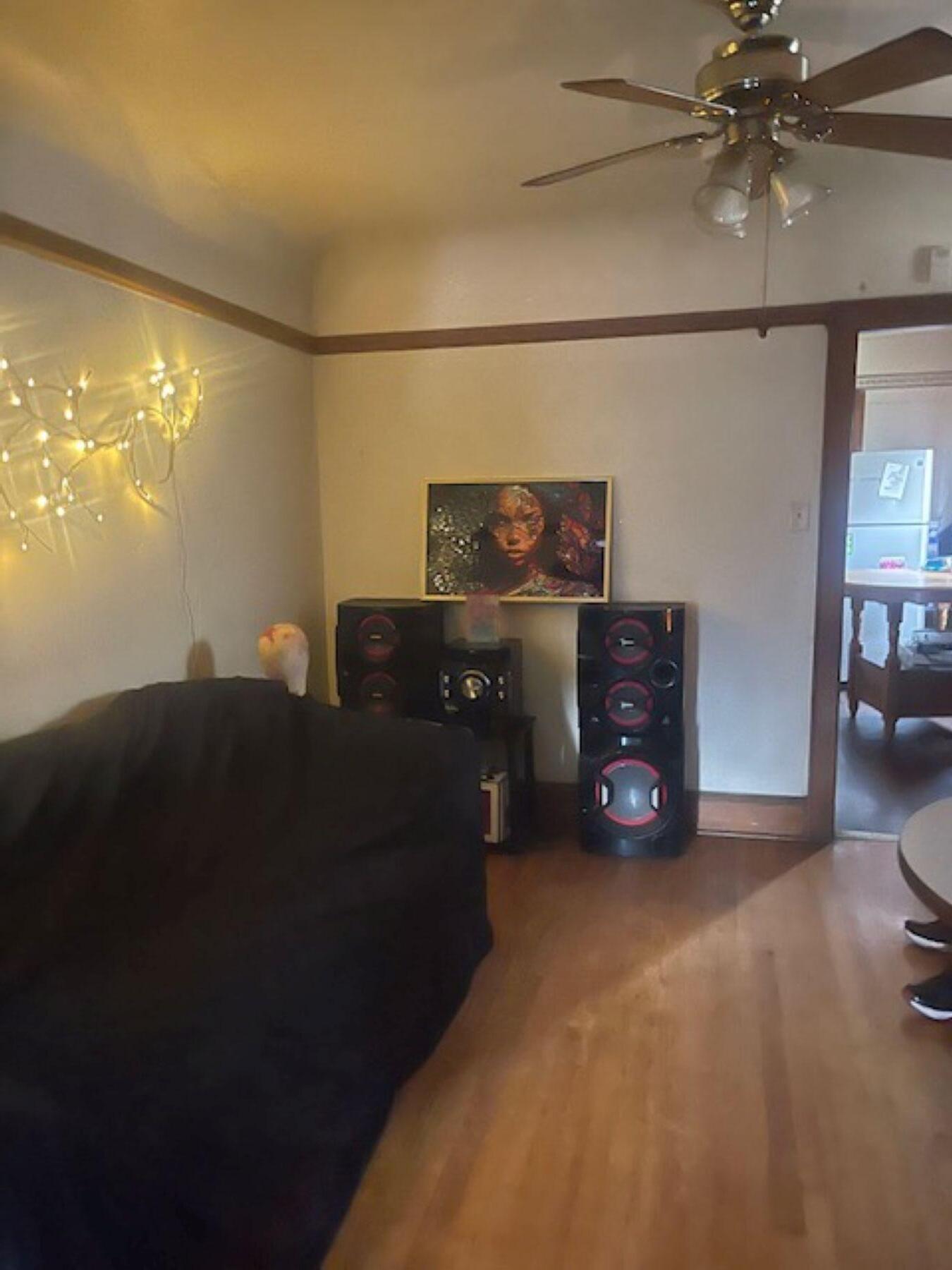 2808 North 52nd Street, Unit 2810 Milwaukee, WI 53210 - Photo 3 of 9 Lower Unit