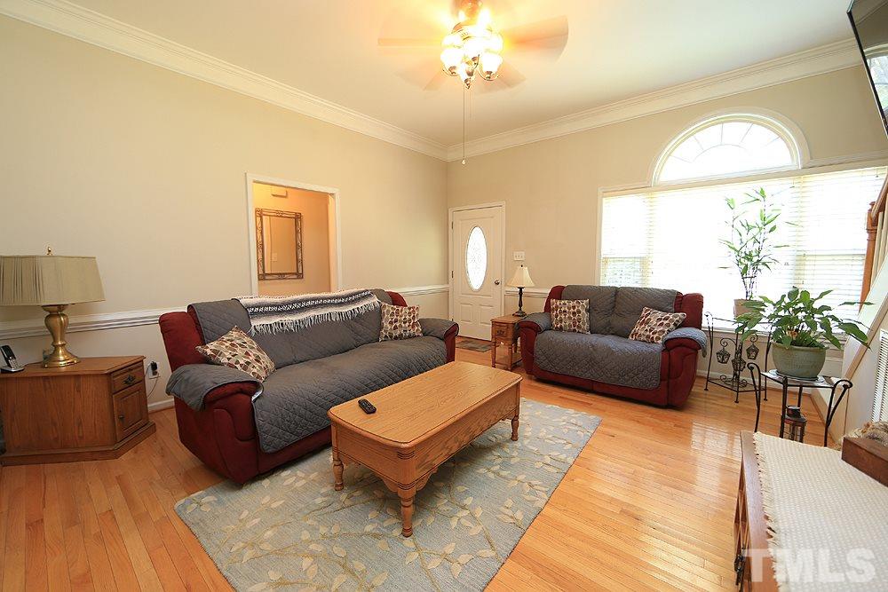 Plenty of room here with 2 Bedrooms on 1 side and Master Bedroom on the other.
