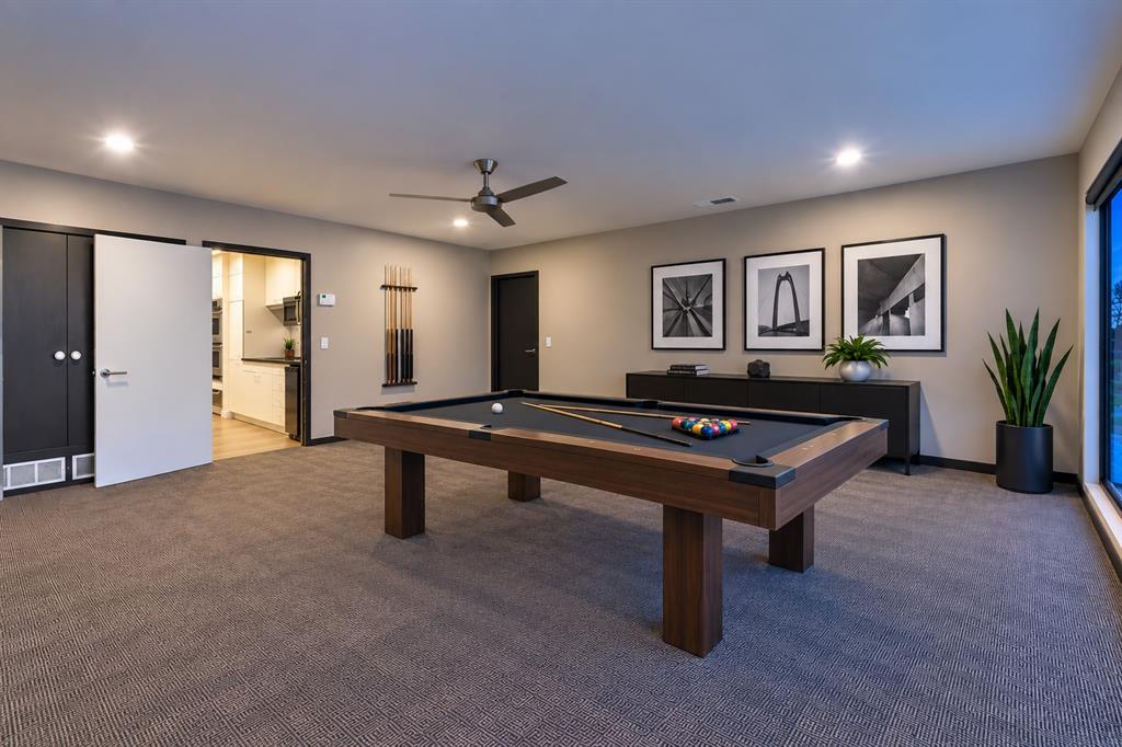 6321 Spring Valley Road Dallas, TX 75254 - Photo 15 of 33 This room is virtually staged.