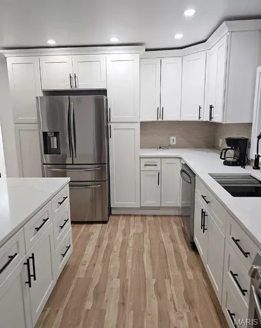 $2,500 | 212 Dogwood Lane, Fairview Heights, IL 62208