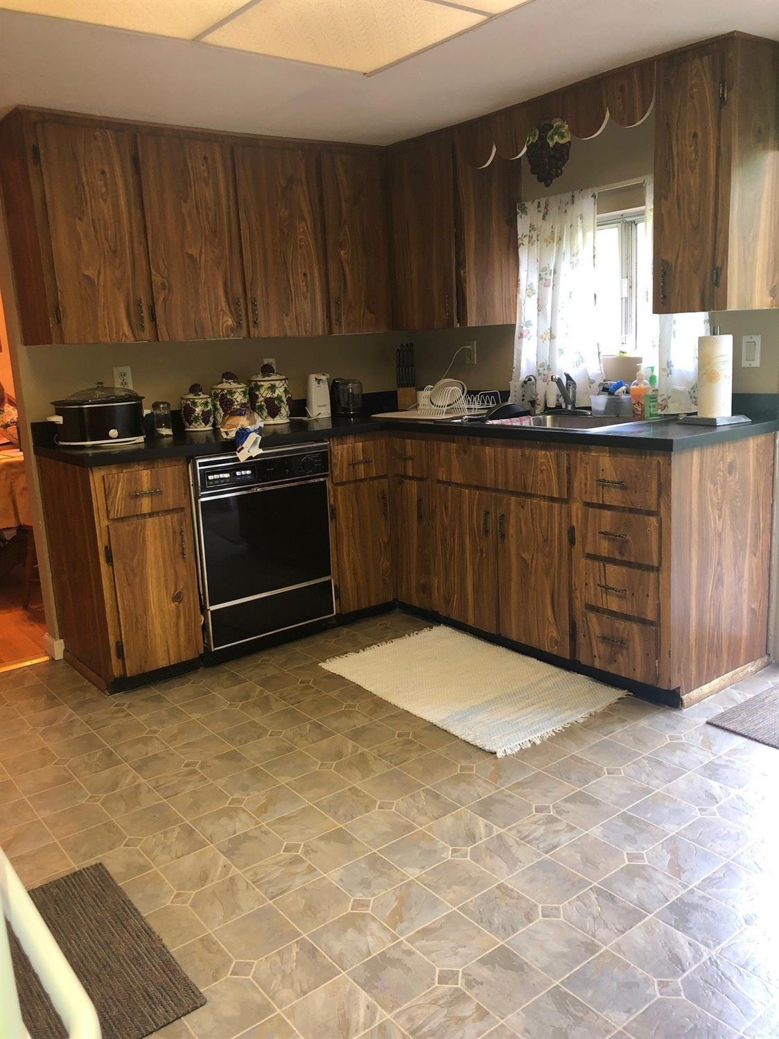 1146 Blue Lick Road Berea, KY 40403 - Photo 8 of 16 Listing Photo