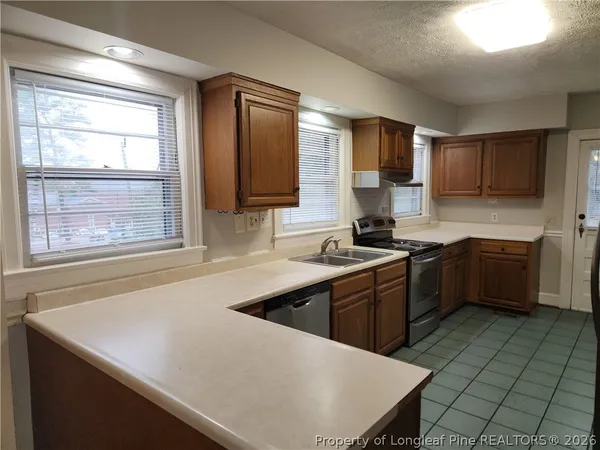$1,900 | 612 Greenland Drive, Fayetteville, NC 28305