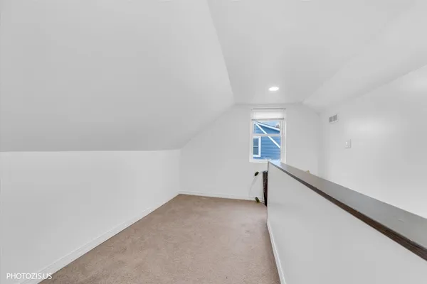 $299,900 | 152 Pearl Street, Cary, IL 60013