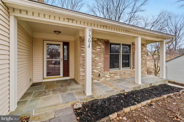 $839,000 | 7594 Woodstown Drive, Springfield, VA 22153