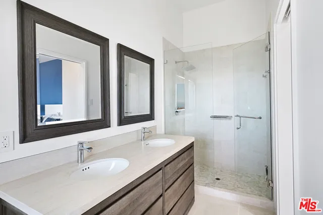 $4,125,000 | 6817 Seawatch Lane, Malibu, CA 90265