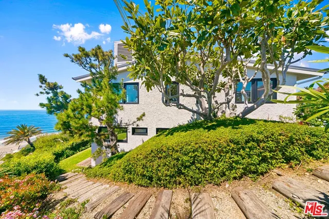 $4,125,000 | 6817 Seawatch Lane, Malibu, CA 90265