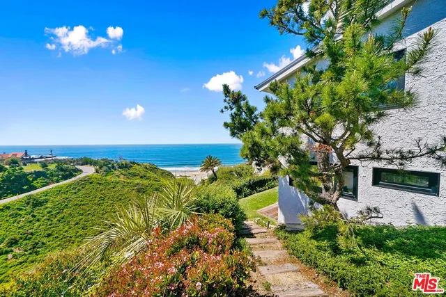 $4,125,000 | 6817 Seawatch Lane, Malibu, CA 90265