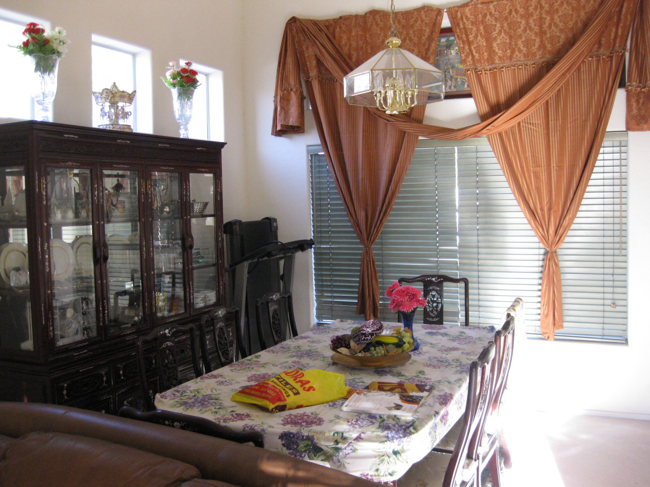 371 North Terrace Road Chandler, AZ 85226 - Photo 7 of 8 5