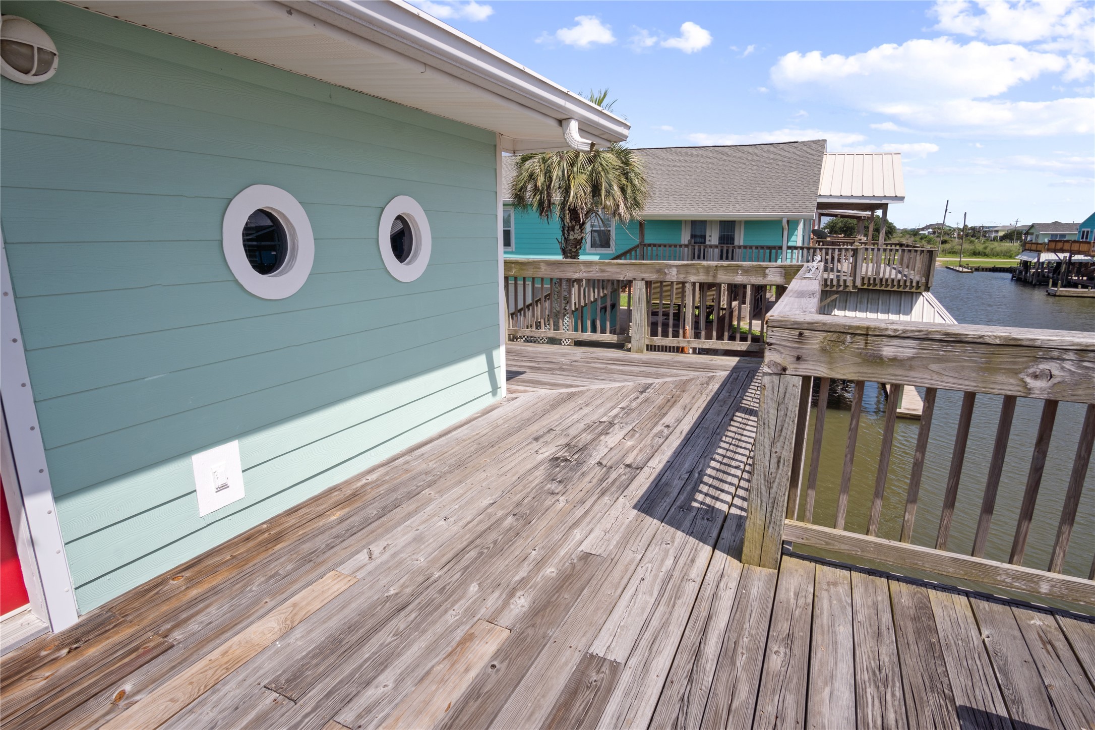 1205 Bay Crystal Beach, TX 77650 - Photo 20 of 33