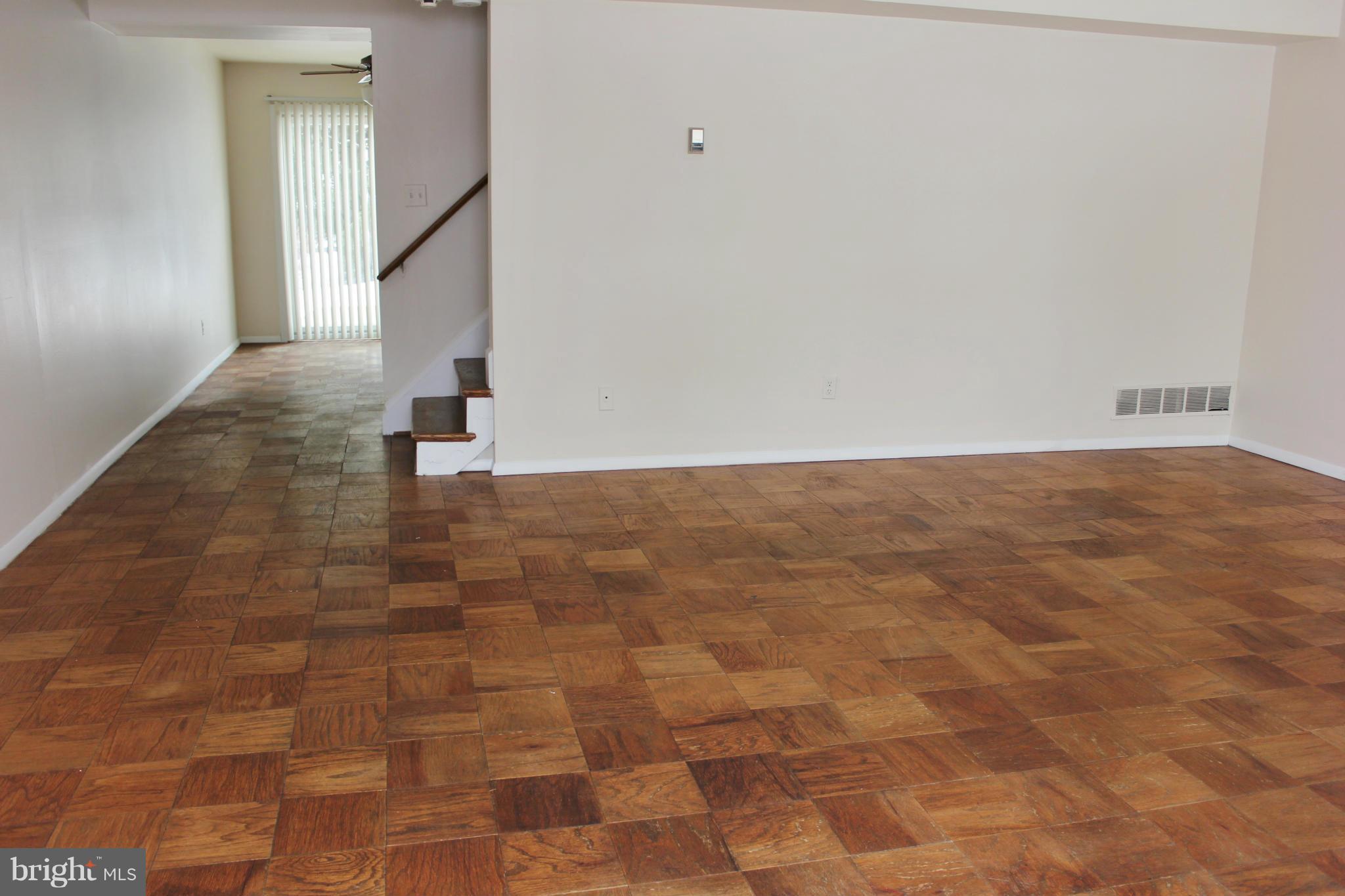 11 Louise Court Rising Sun, MD 21911 - Photo 2 of 10 Living Room