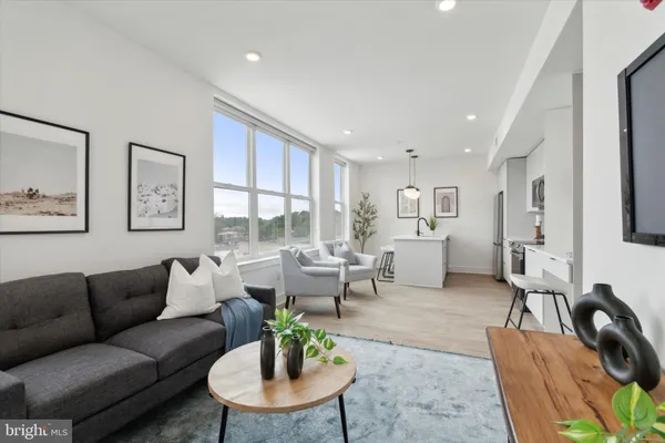 $1,400 | 139 West Chelten Avenue, Unit 407, Philadelphia, PA 19144