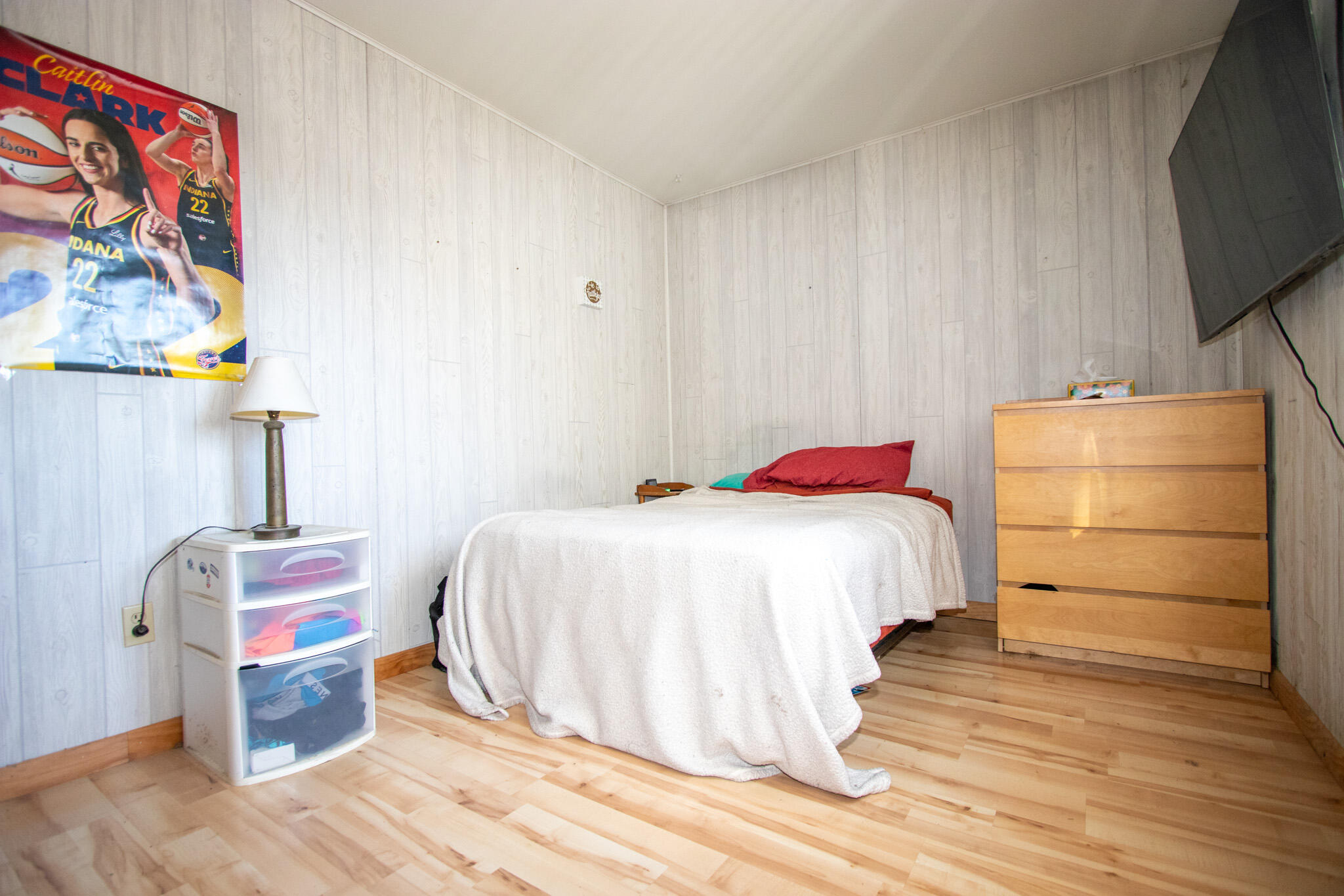 536 Riviera Road Valparaiso, IN 46385 - Photo 16 of 27 2048x1365