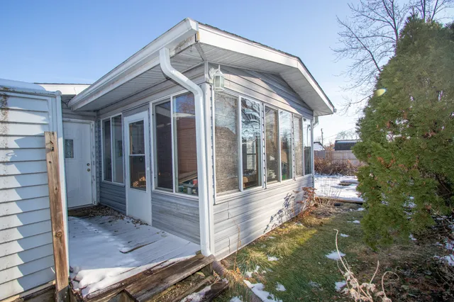 $245,000 | 536 Riviera Road, Valparaiso, IN 46385