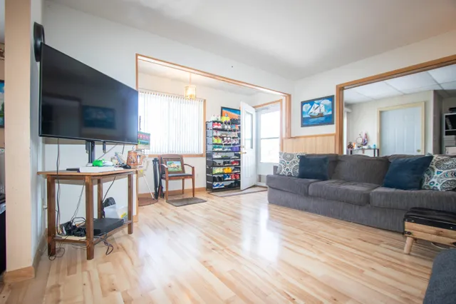 $245,000 | 536 Riviera Road, Valparaiso, IN 46385