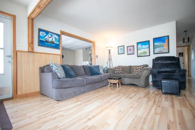 $245,000 | 536 Riviera Road, Valparaiso, IN 46385