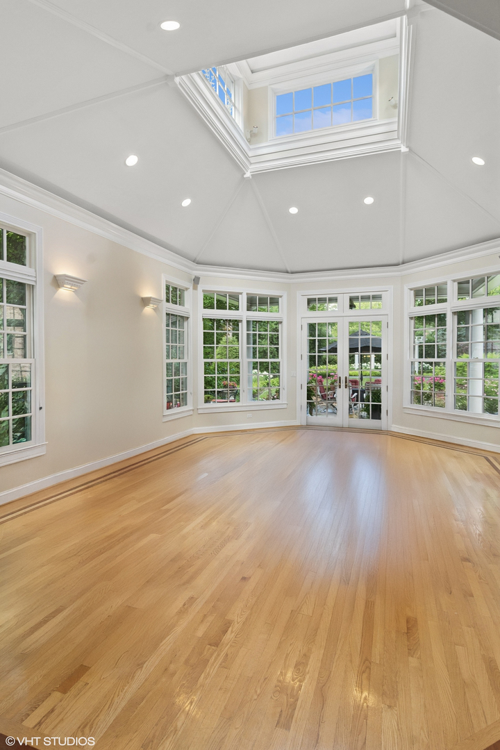 500 Mayfair Road Arlington Heights, IL 60005 - Photo 17 of 33 Gallery Image 17