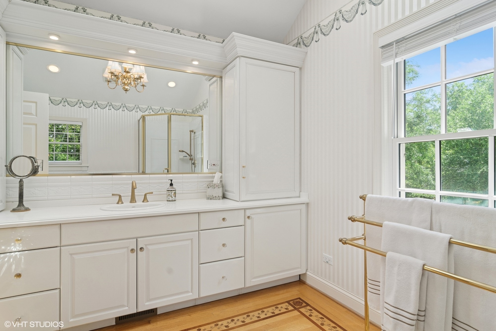 500 Mayfair Road Arlington Heights, IL 60005 - Photo 20 of 33 Gallery Image 20