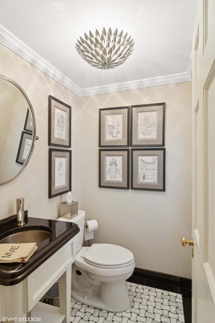 500 Mayfair Road Arlington Heights, IL 60005 - Photo 8 of 33 Gallery Image 8