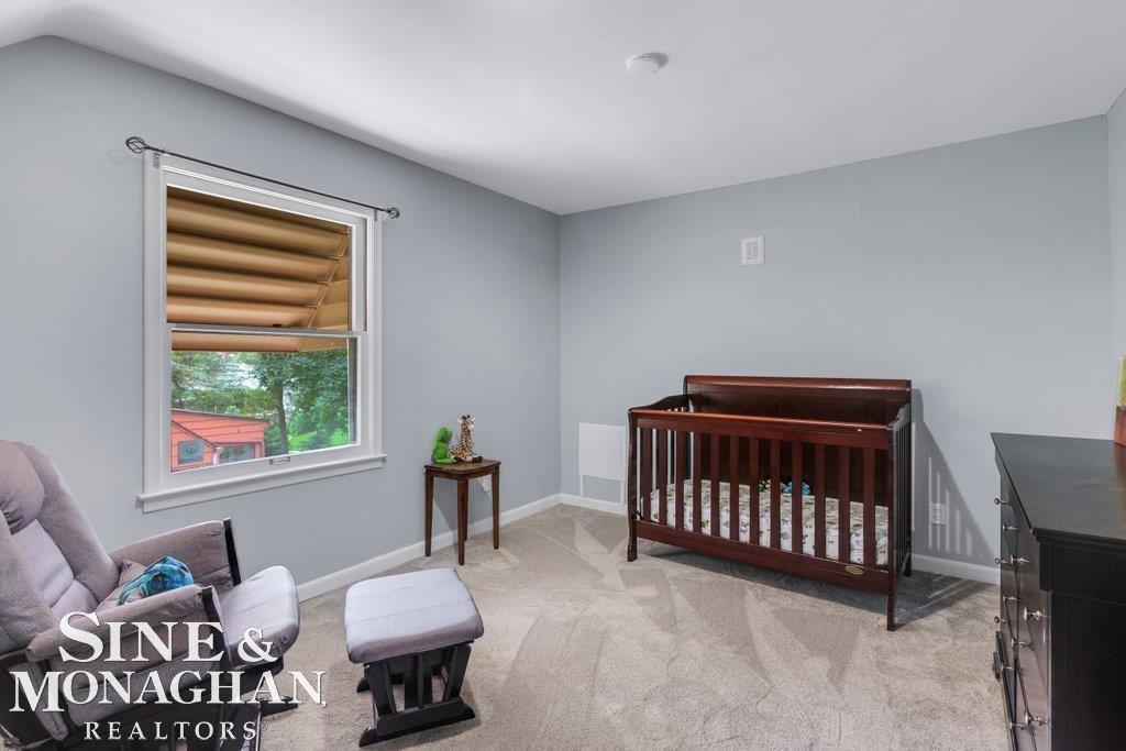 1367 Kensington Avenue Grosse Pointe, MI 48230 - Photo 17 of 36 50059728-16.JPG