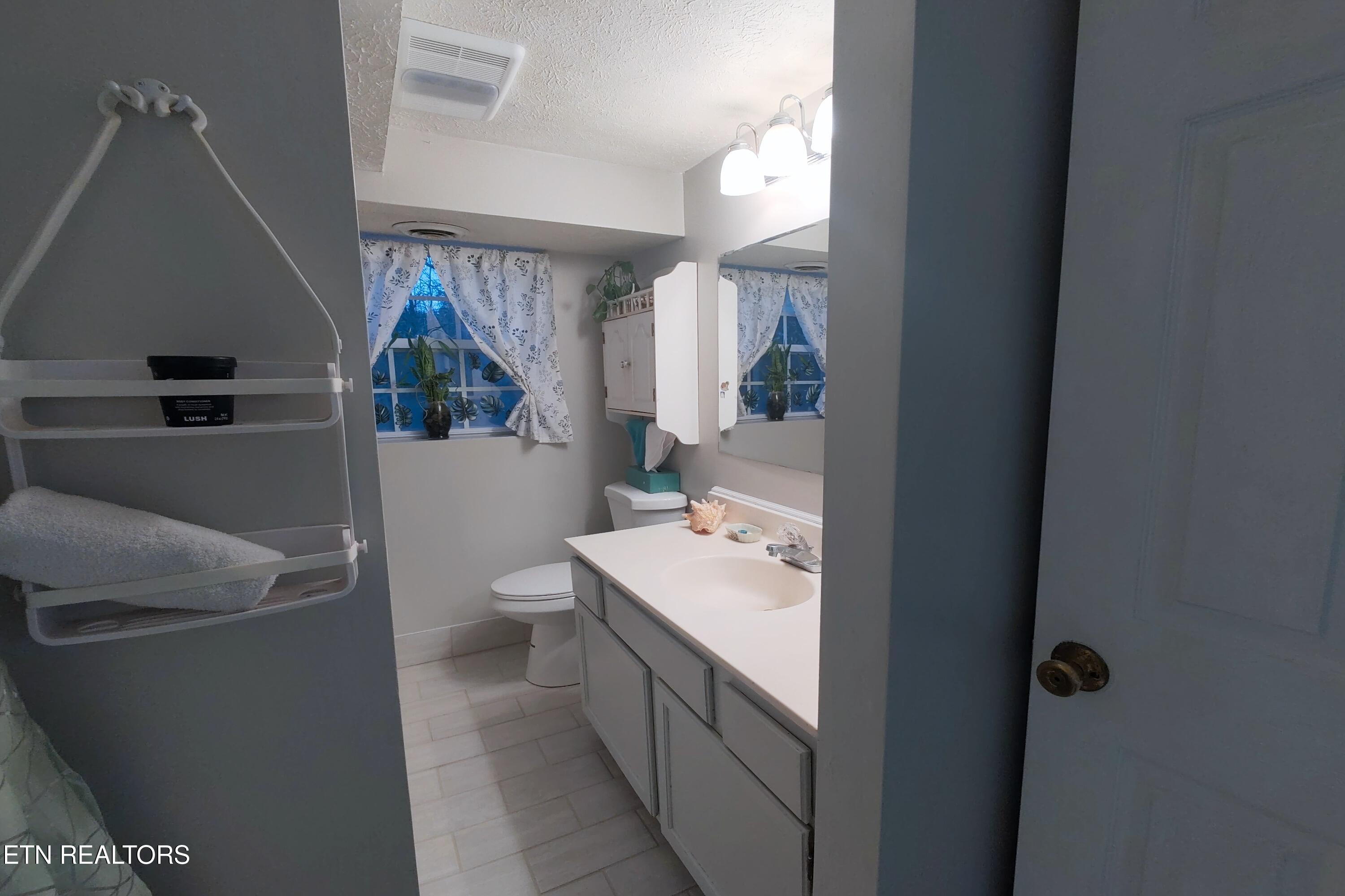 725 Robertsville Road Oak Ridge, TN 37830 - Photo 30 of 35 Full bath lower lvl