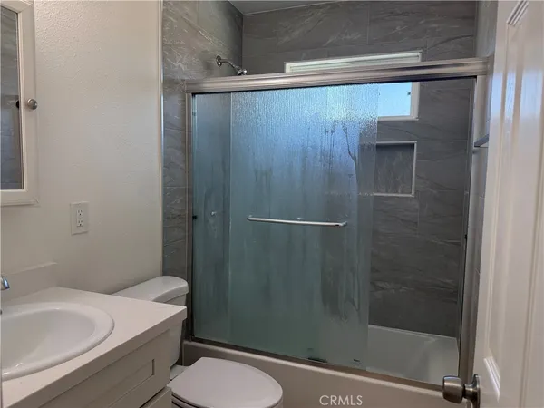$2,600 | 9849 Linden Street, Bellflower, CA 90706