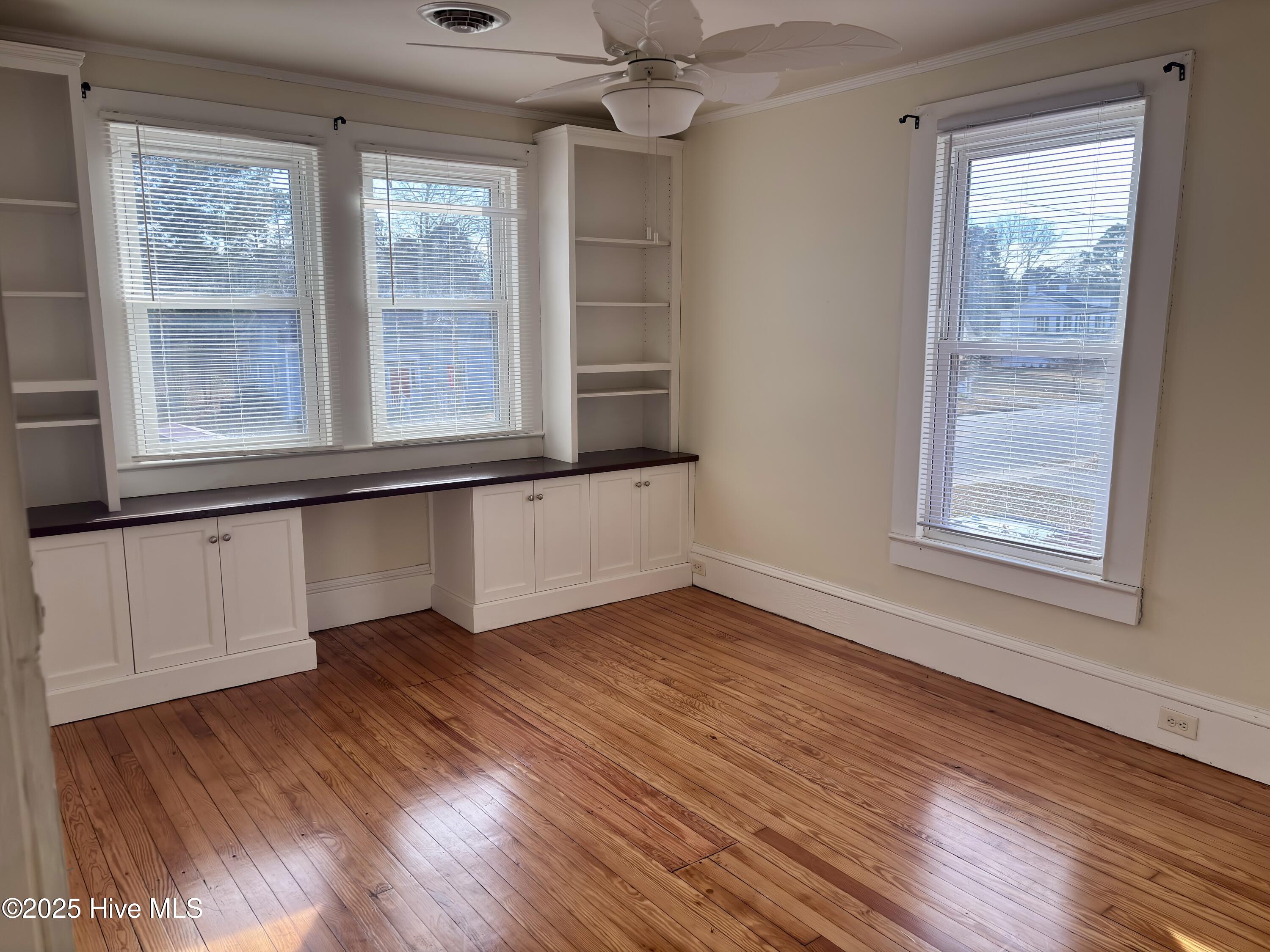 300 West Main Street Murfreesboro, NC 27855 - Photo 57 of 97 Bedroom 2