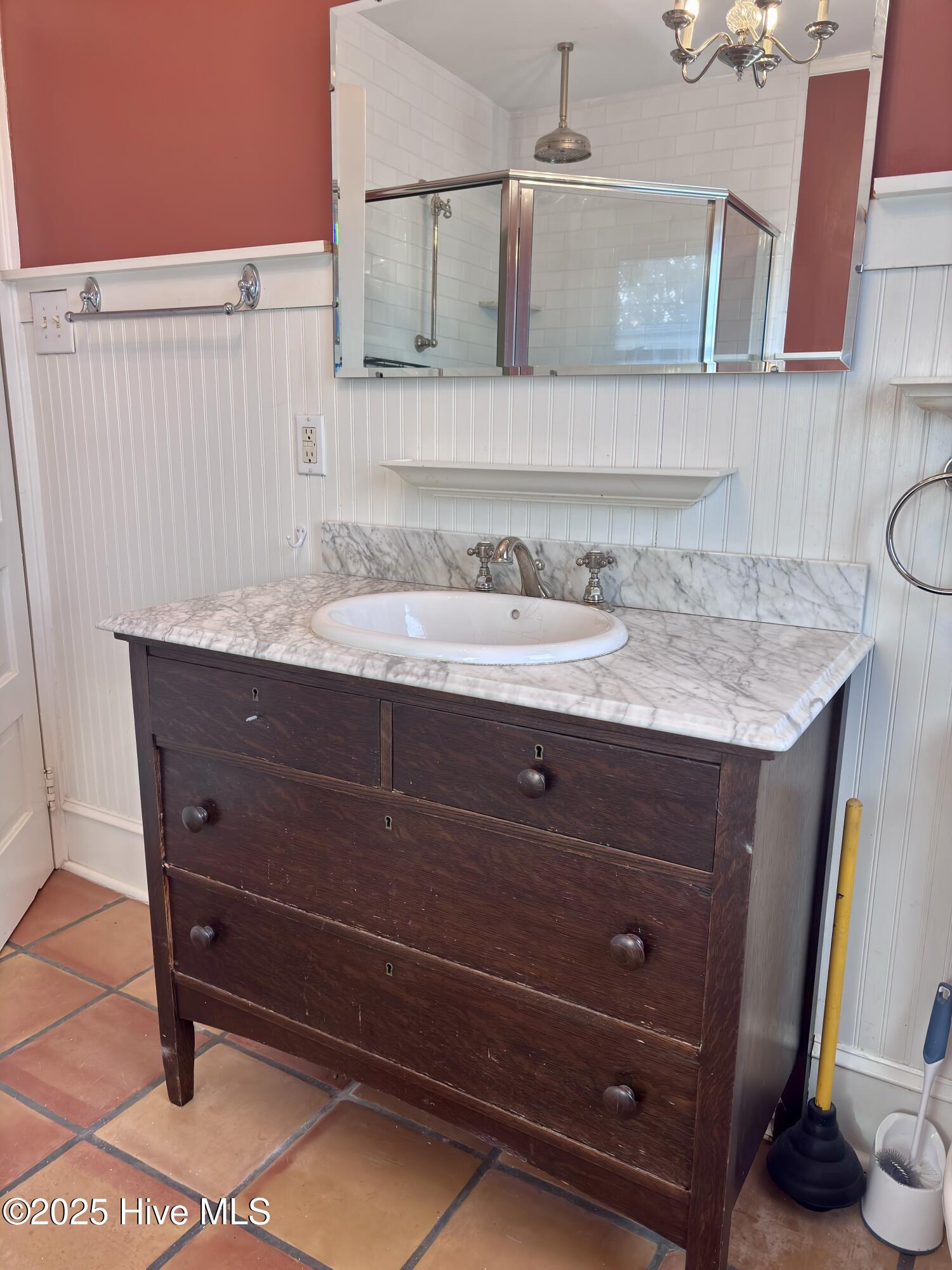300 West Main Street Murfreesboro, NC 27855 - Photo 70 of 97 Upstairs Bathroom