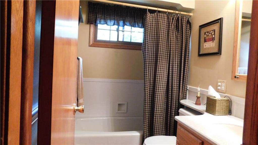 389 Hadley Road Greenville, PA 16125 - Photo 9 of 22 Gallery Image 9