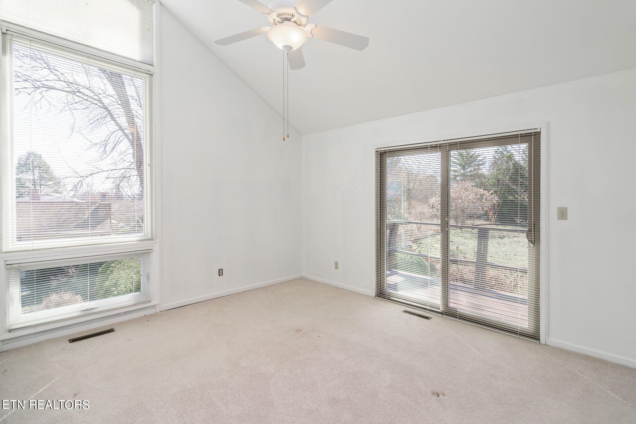 403 Orchard Knob Road Clinton, TN 37716 - Photo 31 of 42 Gallery Image 31