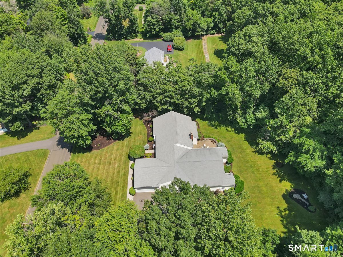 270 Copper Ridge Southington, CT 06489 - Photo 8 of 13