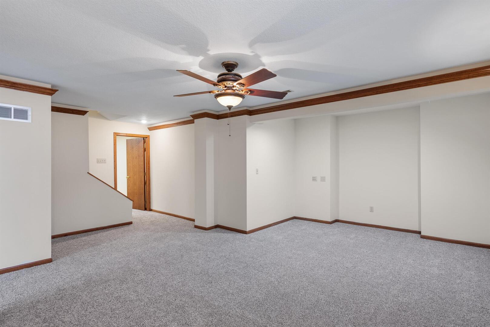 306 13th Avenue Dewitt, IA 52742 - Photo 31 of 56