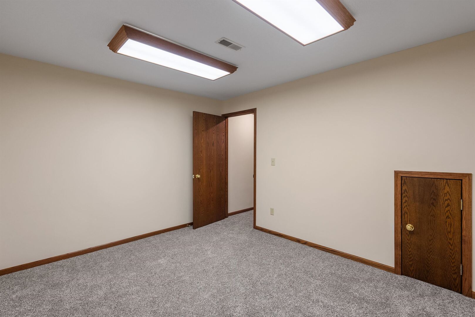 306 13th Avenue Dewitt, IA 52742 - Photo 36 of 56