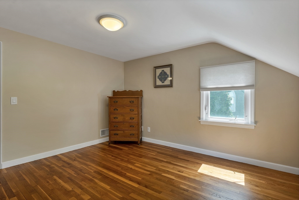 29 Trickett Road Lynnfield, MA 01940 - Photo 21 of 38