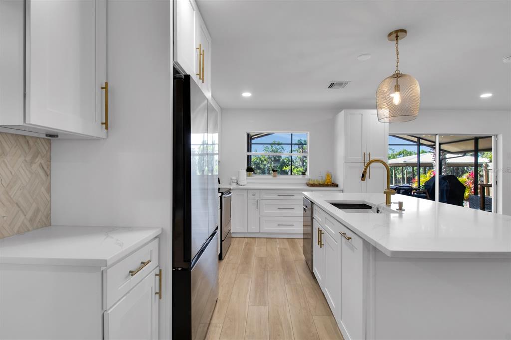 1155 Lemon Bluff Road Osteen, FL 32764 - Photo 7 of 35