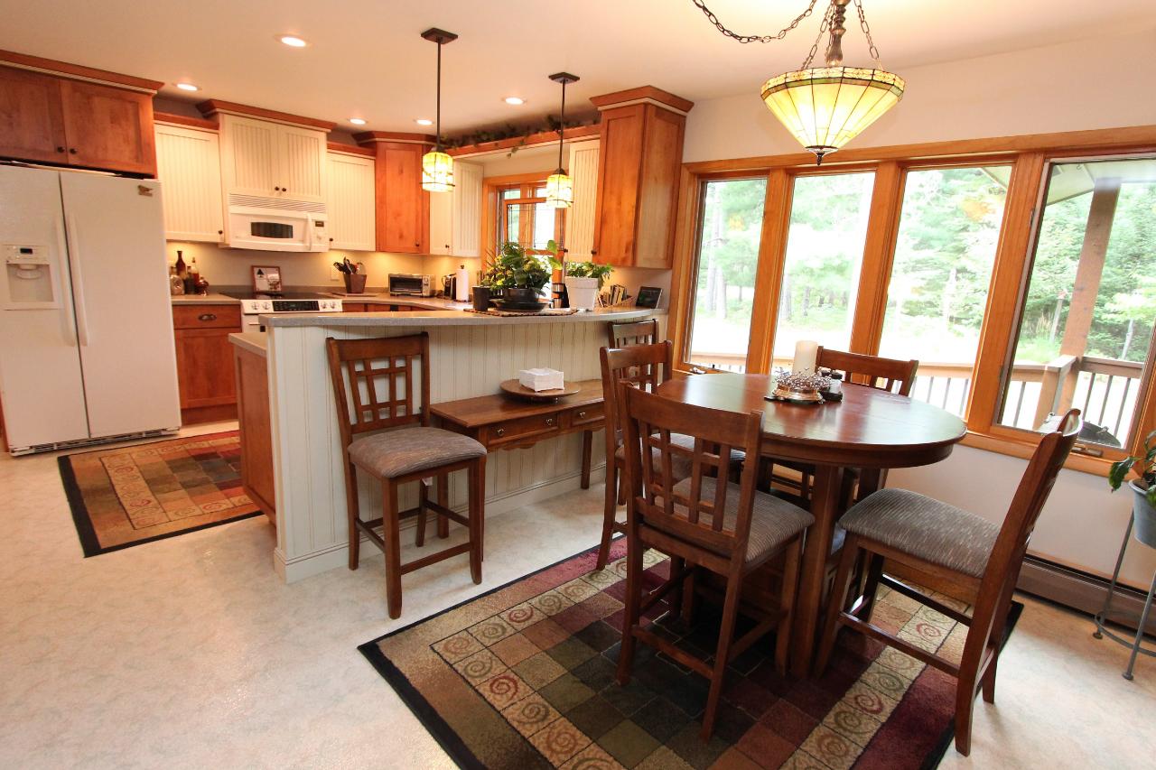 8806 Kurtzweil Road Sayner, WI 54560 - Photo 5 of 18 Gallery Image 5
