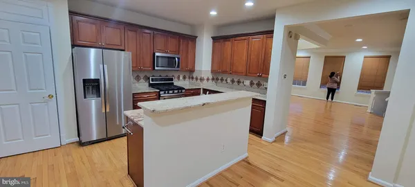 $3,350 | 2601 Tarleton Corner Drive, Herndon, VA 20171