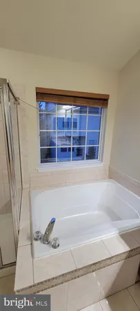 $3,350 | 2601 Tarleton Corner Drive, Herndon, VA 20171
