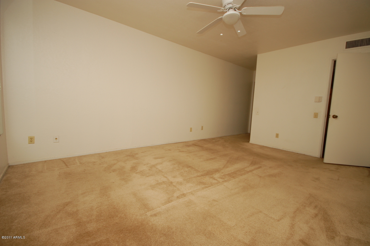 5620 South Crows Nest Road Tempe, AZ 85283 - Photo 11 of 16 Master Bedroom2