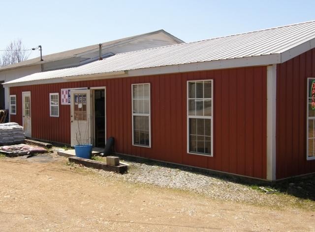 106 Cotham Road Hohenwald, TN 38462 - Photo 2 of 14