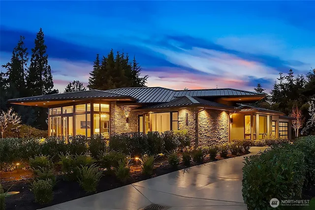 $18,000 | 9026 Northeast 19th Street, Clyde Hill, WA 98004