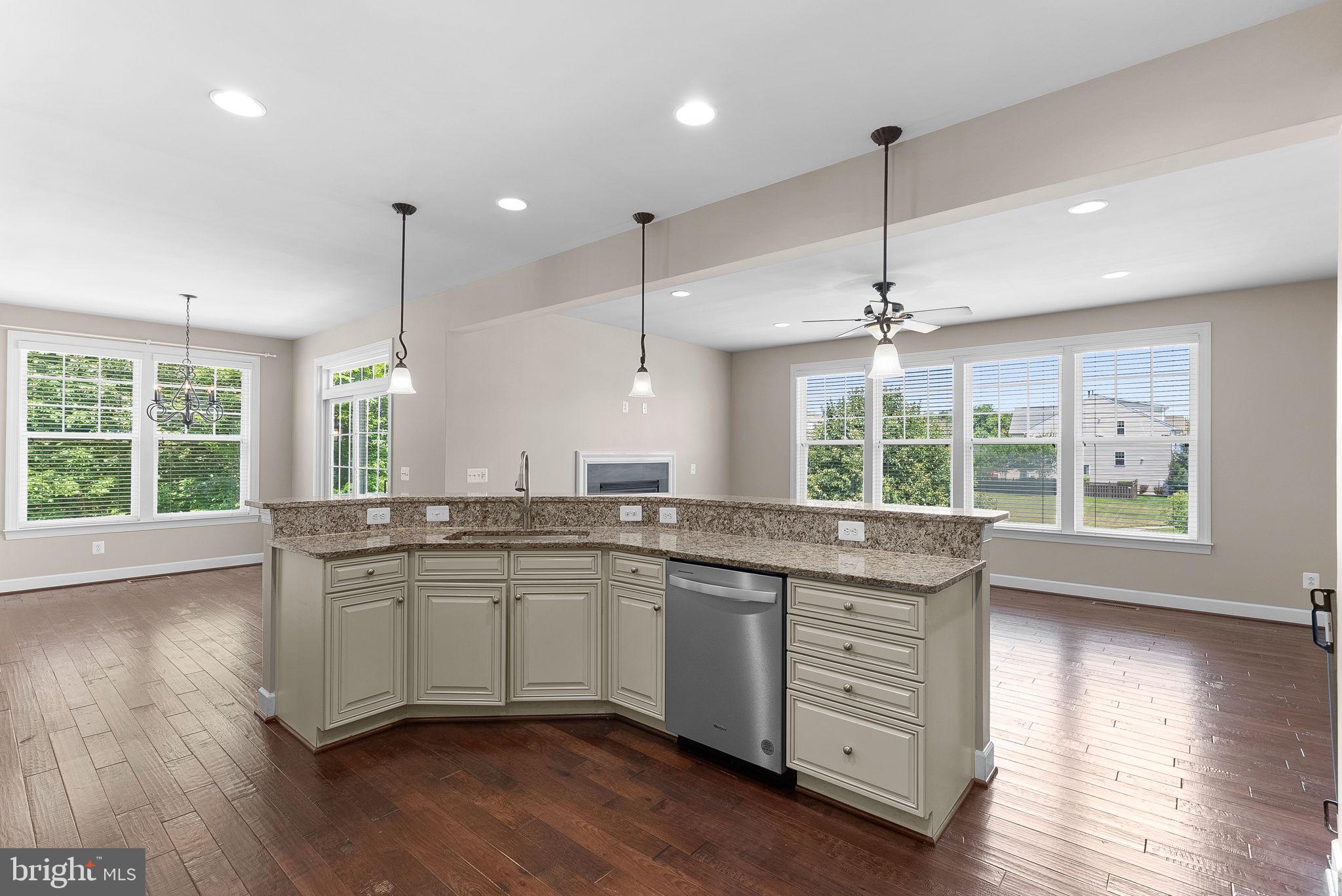 40992 Indigo Place Leesburg, VA 20175 - Photo 13 of 74