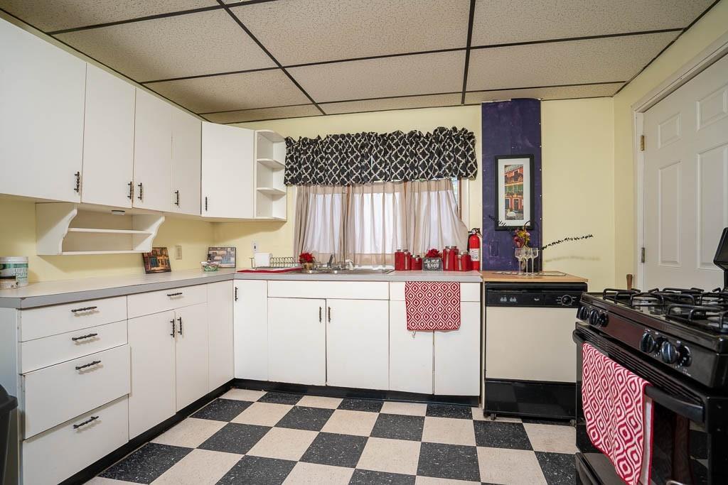 173 Phoenix Terrace Springfield, MA 01104 - Photo 13 of 23