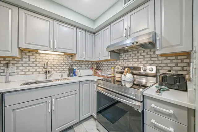 $299,999 | 502 Oak Street, Unit 9, Brockton, MA 02301