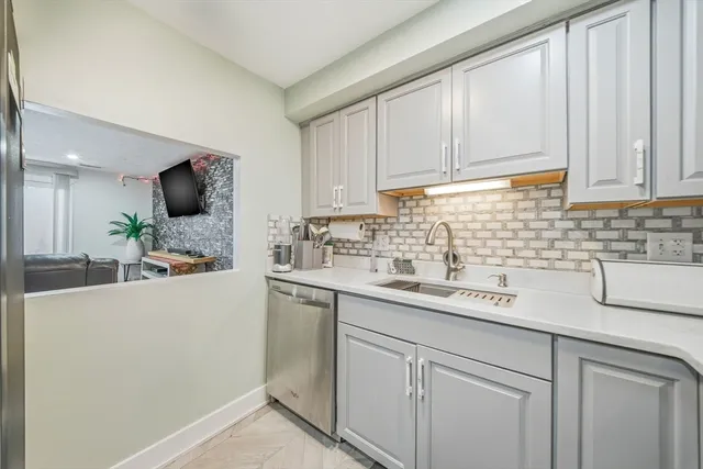 $299,999 | 502 Oak Street, Unit 9, Brockton, MA 02301