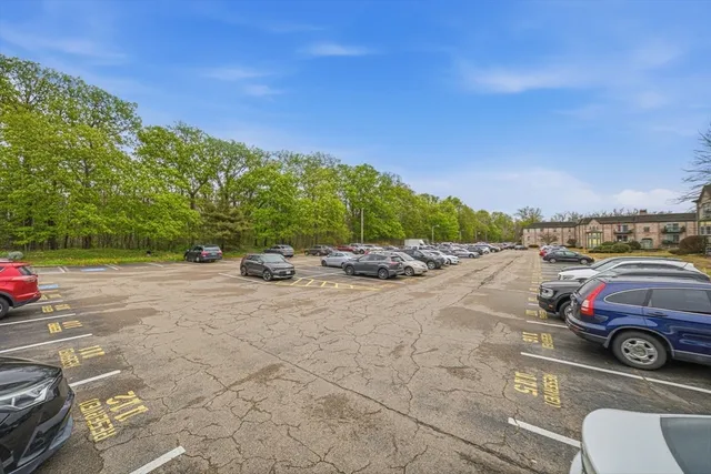 $299,999 | 502 Oak Street, Unit 9, Brockton, MA 02301