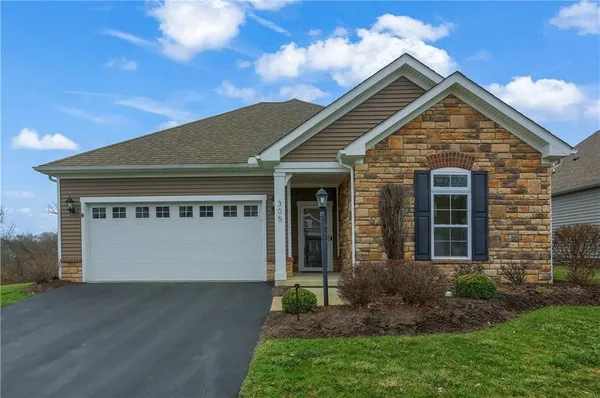 $425,000 | 305 Dupont Drive, McDonald, PA 15057