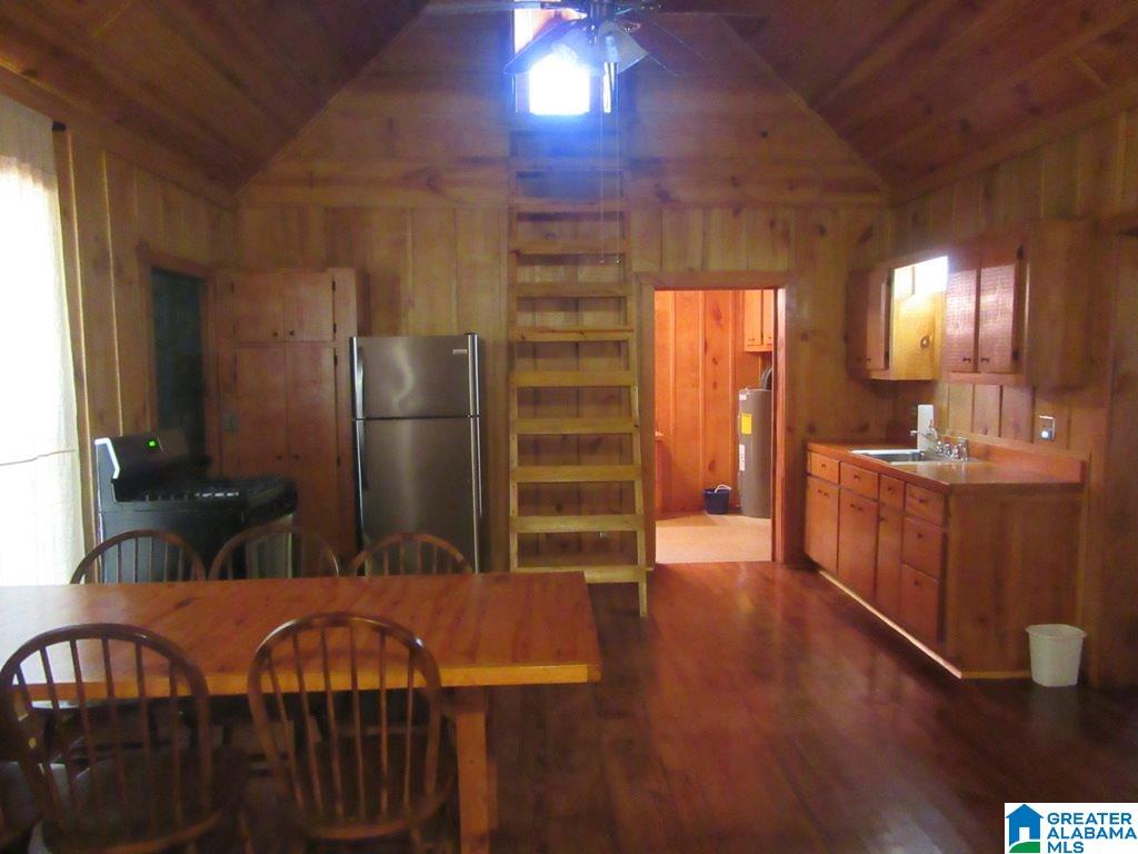 615 Fox Trot Road Talladega, AL 35160 - Photo 9 of 31