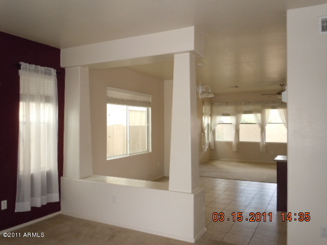 1464 South Hawk Lane Gilbert, AZ 85296 - Photo 2 of 11 entry